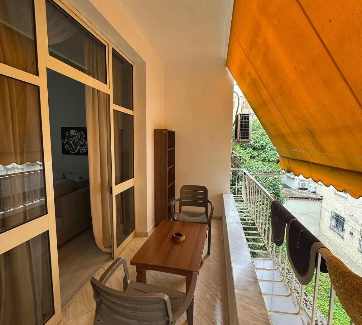 Papale Center Apartments Tiran